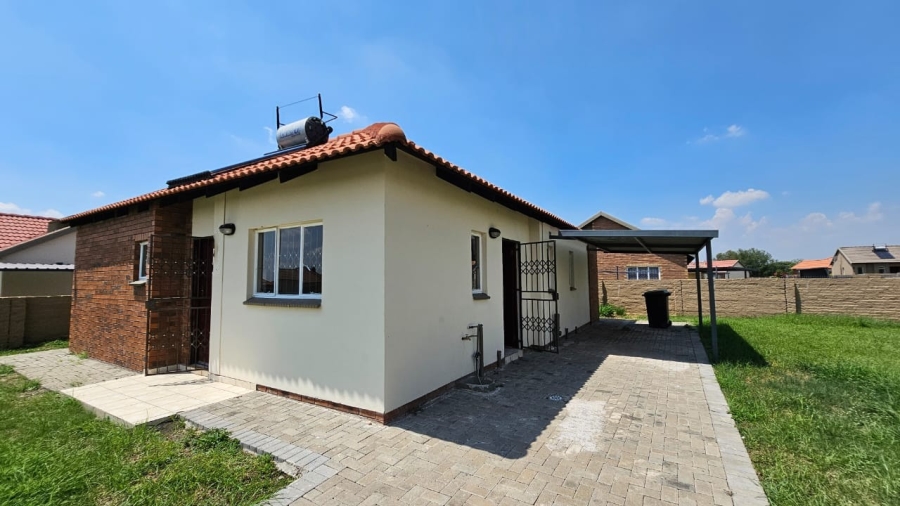 3 Bedroom Property for Sale in Waterkloof Hill Estate North West